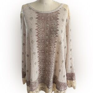 Voice of California Women’s Long Sleeve Beaded and Lace Chic Top. Size 1XL